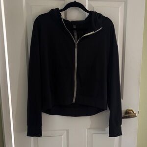 NEW NWT Vuori WOMEN'S HALO MODERN FULL ZIP HOODIE - TRUE BLACK large